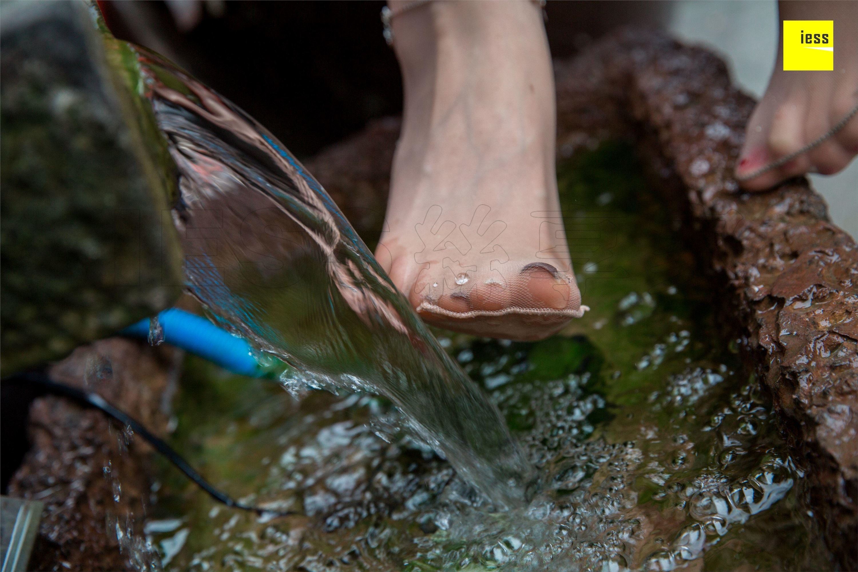 IESS异思趣向 2018.12.19《魔鬼周三》特刊47期：佳佳、云芝- 两个闺蜜一条街Ⅱ